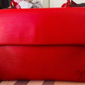 Louis Vuitton Cluny Red Top